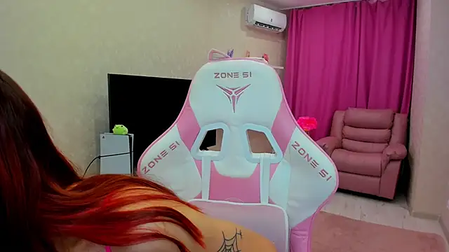 RedLipse live cam on StripChat