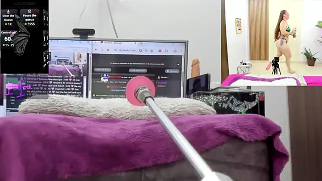 Paulina_Davis_ webcam