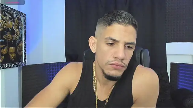 jhonnysnow17 live cam on StripChat