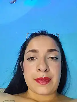 Evelyn_pink1 webcam