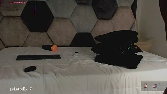 Latrellx7 webcam