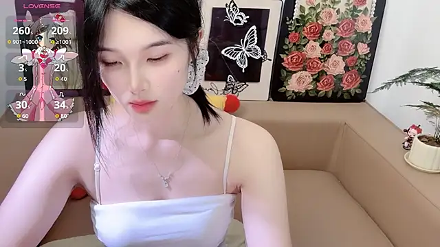 T-TeaR live cam on StripChat