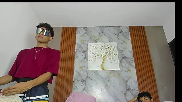BOUL_GUYS webcam