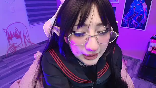 Miwa_violet live cam on StripChat