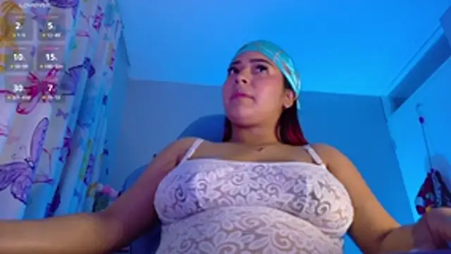 NicolleTaylor webcam