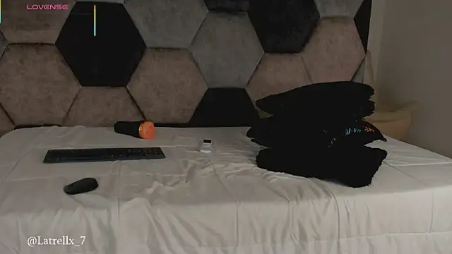 Latrellx7 webcam