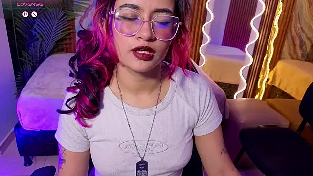 kristen_tay webcam