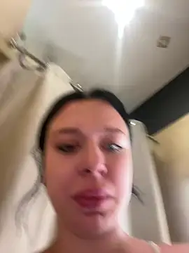 AlishaOfThorns webcam