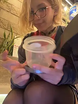 SweetBunnyGF webcam