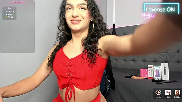 scarletcherry18 webcam