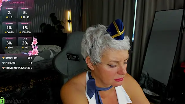 Linda_Zef1r webcam