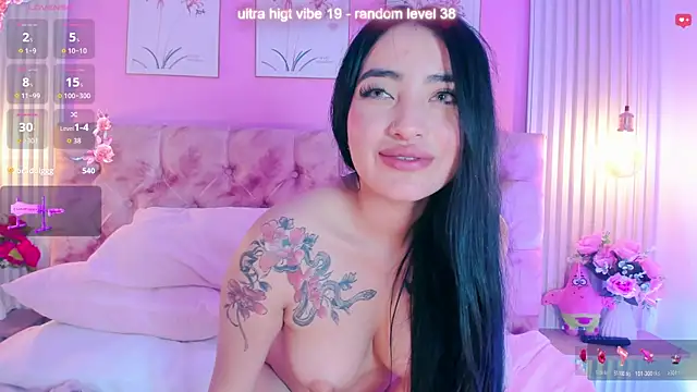 Ariana_west_ webcam