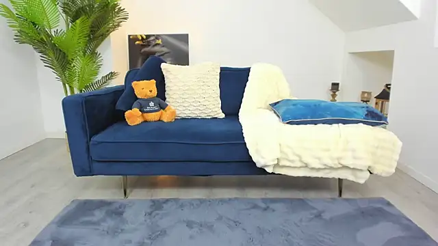 Issa_Belle18 webcam
