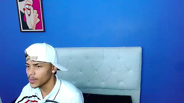 Angel_foxc13 webcam