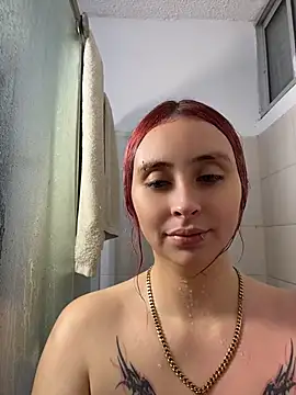 Sophia_LuxxX webcam
