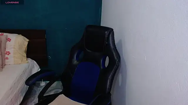 scaelettdubois webcam