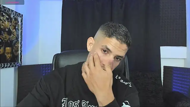 jhonnysnow17 webcam