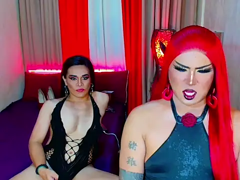 Wildest_Slave_Huntress webcam