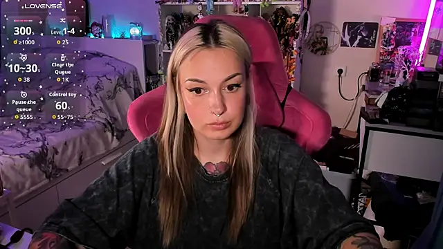 ChloeKohaku webcam