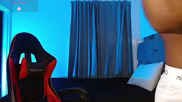 Christian_thor live sex cam