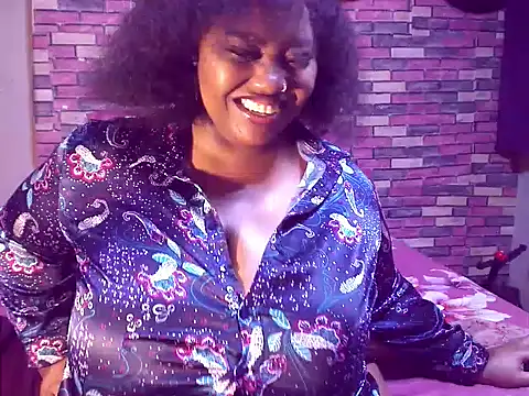 BustySavita live cam on StripChat