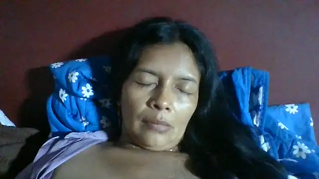 dianaochoa_ (F milf) - open pussy and🔥squirt 🤤