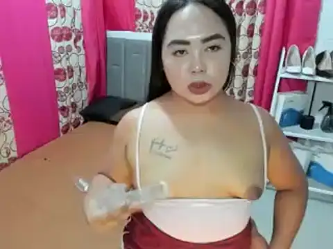 Melay_foxx live cam on StripChat