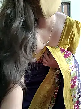 yoursana- live cam on StripChat
