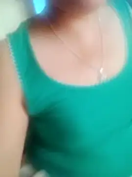 Abi-ni live cam on StripChat