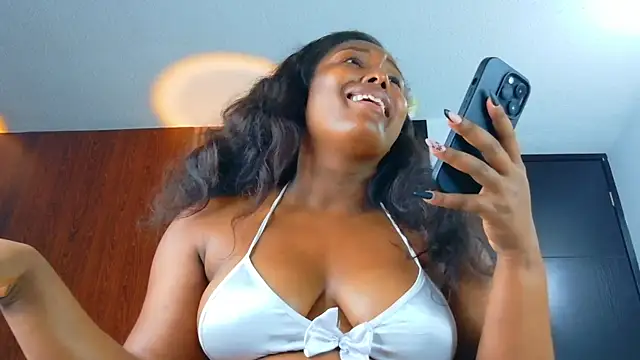 Black-gem18 webcam