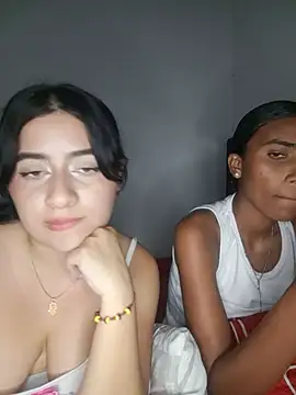 Chloe_Sky_love live cam on StripChat