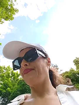 RebeccaNoble webcam