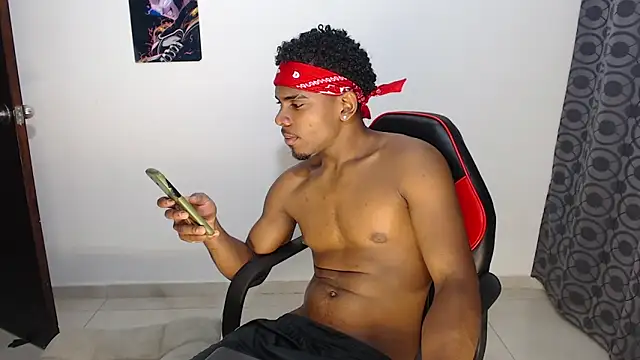 Jackboy_000 live cam on StripChat