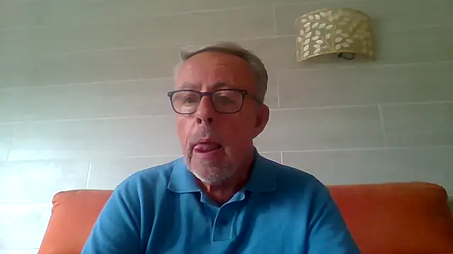 tuggy59 live cam on StripChat
