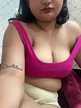 Curvy_Anaya webcam