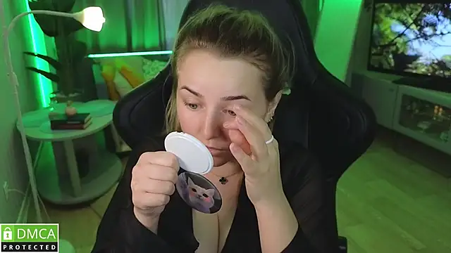 Mira_Mermayd webcam
