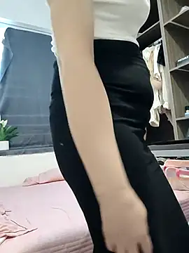susu_baby live cam on StripChat