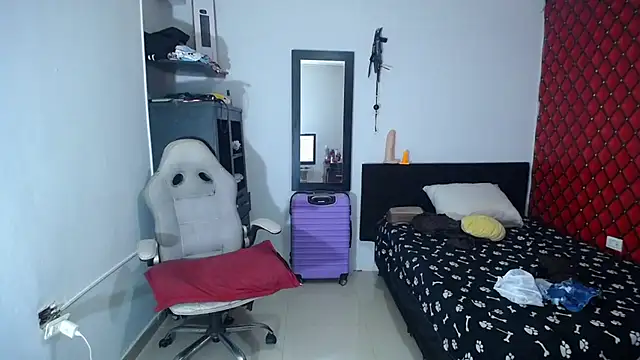 wicked_orange webcam