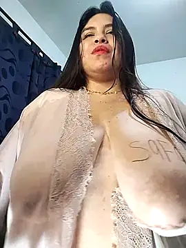 LucyDiamonds1 webcam