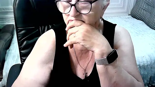 LolkaAlyss webcam