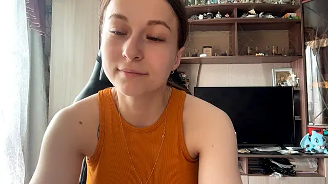 TaIliedGuest live sex cam