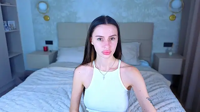 Snow_WhiteeeX live cam on StripChat