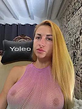 kylie_blck live cam on StripChat