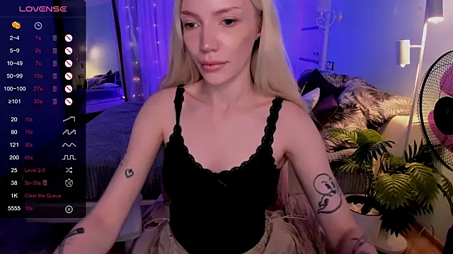 AnyaTaylor_ webcam