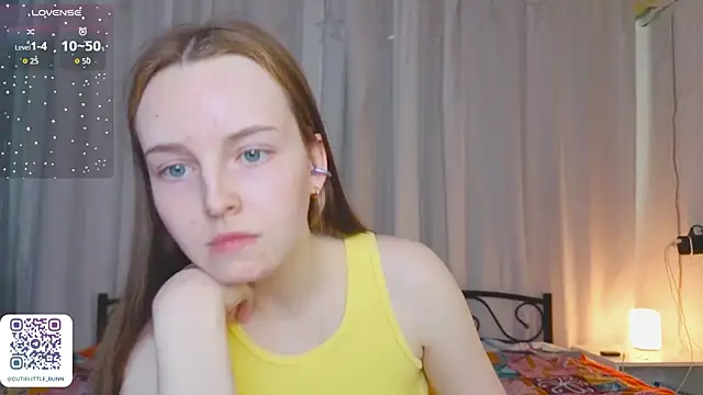 bae_cake_ webcam