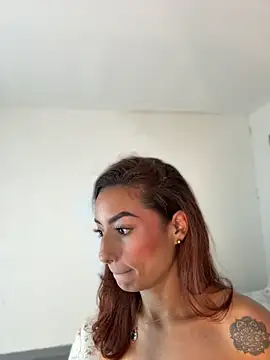 monnay520 live cam on StripChat