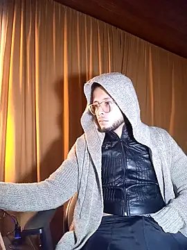 sebastian_horny live cam on StripChat