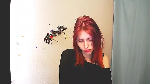 GuessMe___ live cam on StripChat