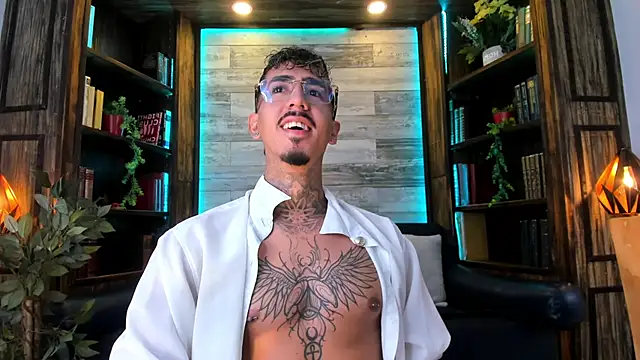 Donovan_Desmond webcam