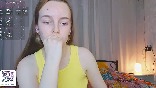 bae_cake_ webcam